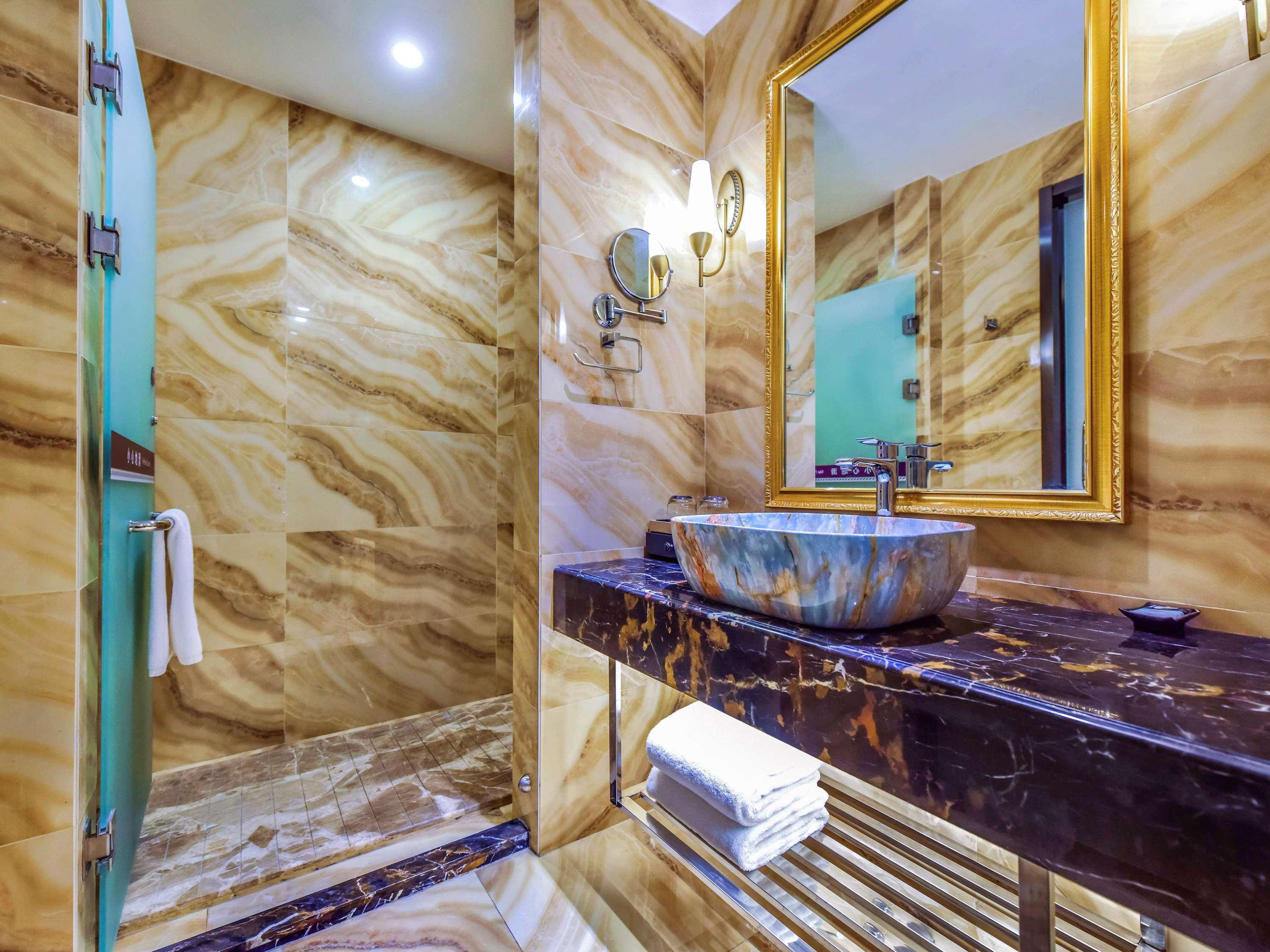 Mercure Chongqing Downtown エクステリア 写真