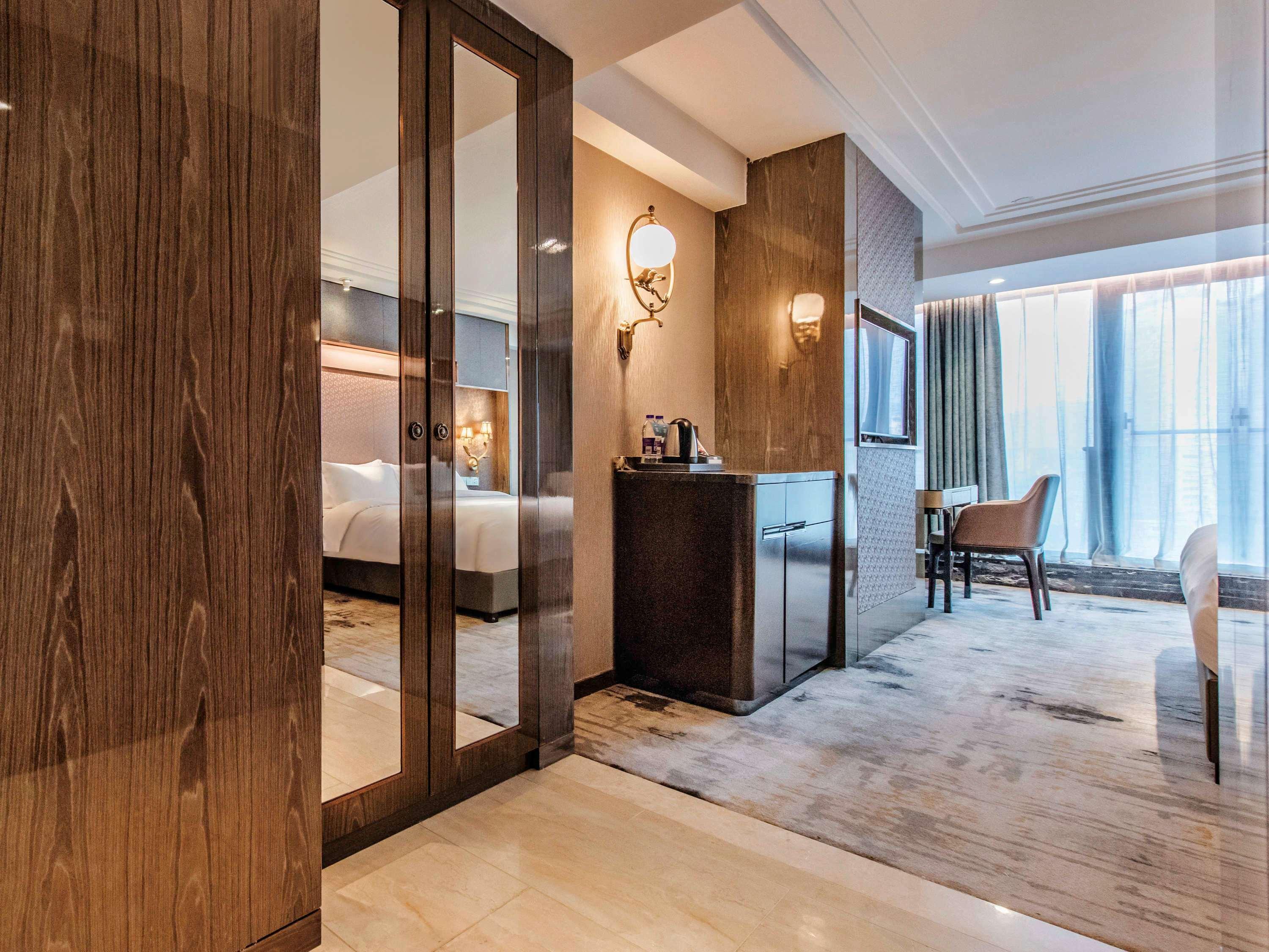 Mercure Chongqing Downtown エクステリア 写真